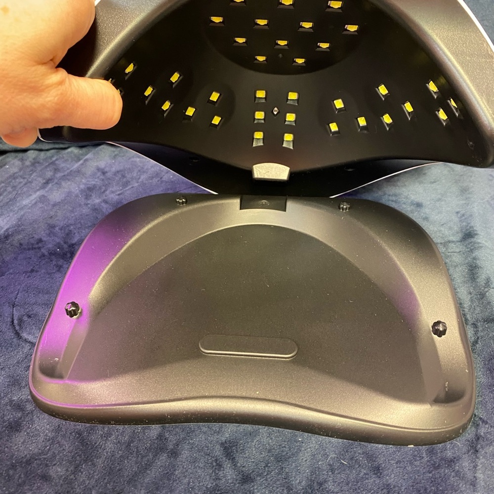 Blueque Professional Nail Lamp - Picture 2 of 4